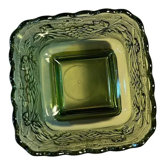 Vintage Anchor Hocking Square Green Glass Dish Bowl Grapes and Leaves - Picture 3 of 5